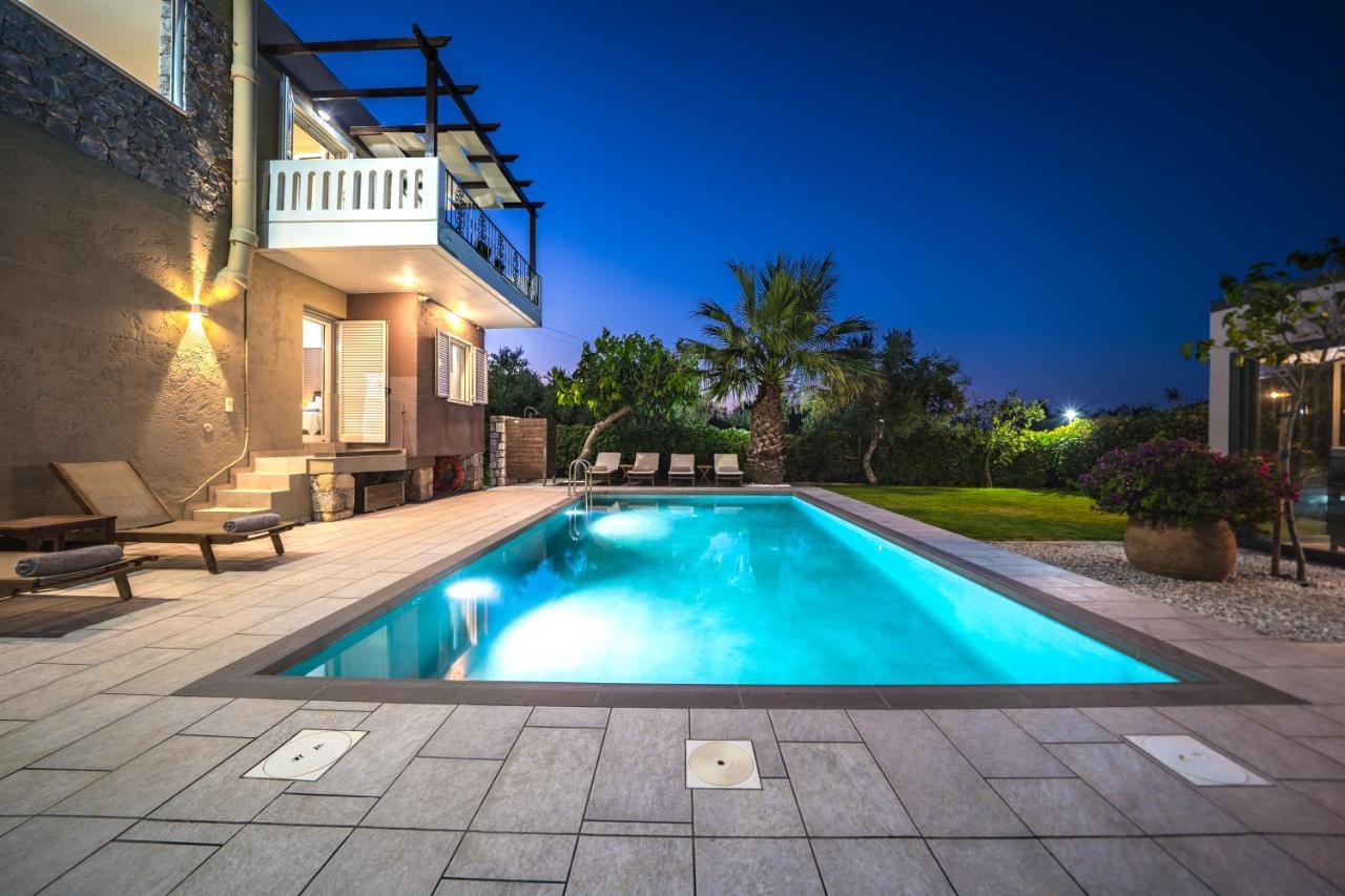 Petronila Luxury Villa With Heated Private Pool Kissamos Exterior photo